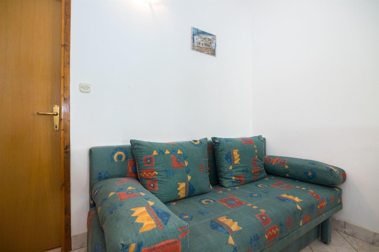 Apartments Anka Zaostrog Luaran gambar